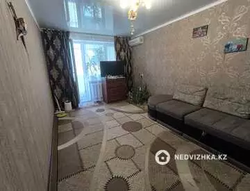 2-комнатная квартира, этаж 4 из 5, 50 м²