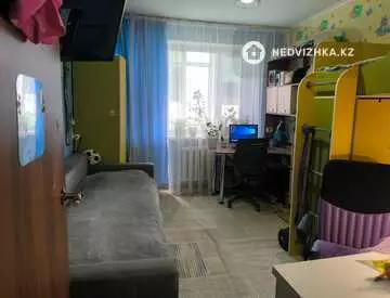 2-комнатная квартира, этаж 4 из 5, 50 м²