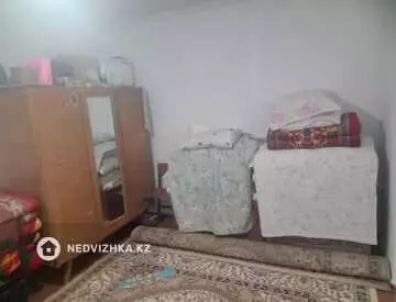 4-комнатная квартира, этаж 1 из 14, 80 м²