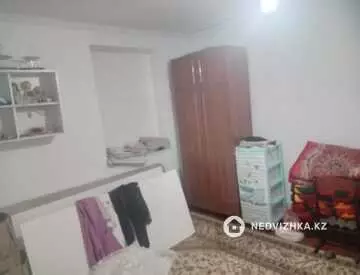 4-комнатная квартира, этаж 1 из 14, 80 м²