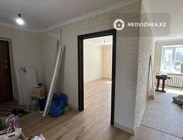 2-комнатная квартира, этаж 4 из 5, 54 м²