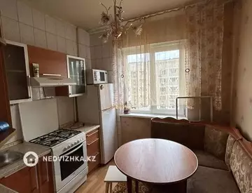 1-комнатная квартира, этаж 8 из 9, 40 м²