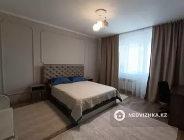 3-комнатная квартира, этаж 14 из 16, 70 м², на длительный срок