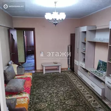 2-комнатная квартира, этаж 4 из 5, 50 м²
