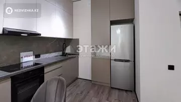 2-комнатная квартира, этаж 8 из 12, 51 м², на длительный срок