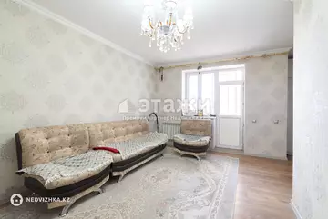2-комнатная квартира, этаж 8 из 12, 65 м²