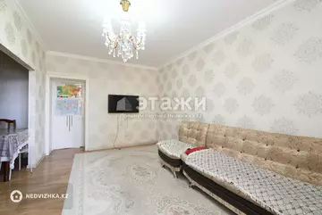 2-комнатная квартира, этаж 8 из 12, 65 м²