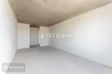 4-комнатная квартира, этаж 12 из 16, 137 м²