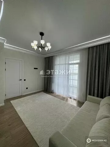 1-комнатная квартира, этаж 7 из 12, 38 м²