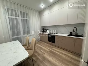 2-комнатная квартира, этаж 12 из 12, 63 м²