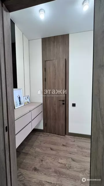 3-комнатная квартира, этаж 5 из 12, 65 м²