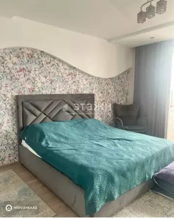 3-комнатная квартира, этаж 6 из 9, 80 м²