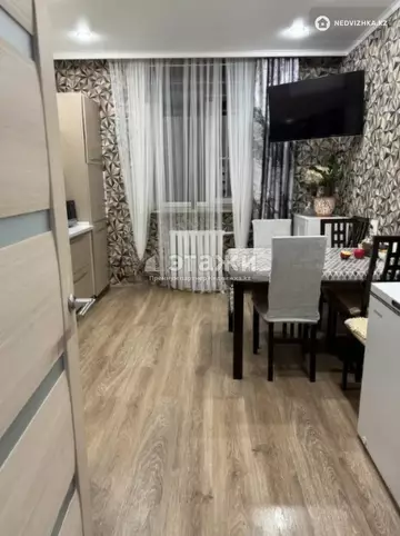 2-комнатная квартира, этаж 3 из 5, 52 м²