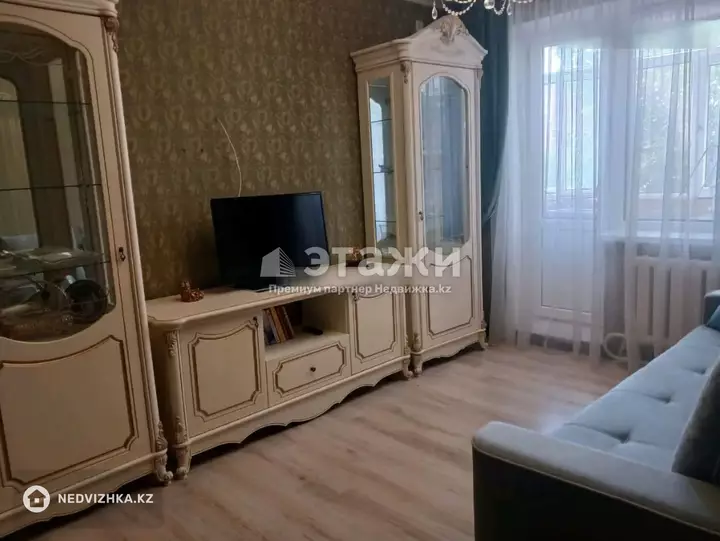 50 м², 2-комнатная квартира, этаж 3 из 5, 50 м², изображение - 1