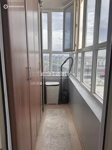 2-комнатная квартира, этаж 21 из 24, 52 м²