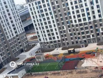 1-комнатная квартира, этаж 9 из 16, 37 м²