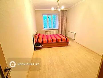 3-комнатная квартира, этаж 3 из 10, 90 м²