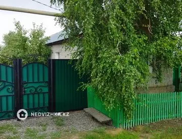 2-комнатный дом, 8 соток, 60 м²