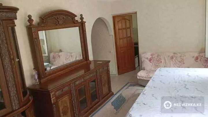 56 м², 3-комнатная квартира, этаж 2 из 4, 56 м², на длительный срок, изображение - 1