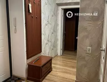 2-комнатная квартира, этаж 4 из 5, 60 м², на длительный срок