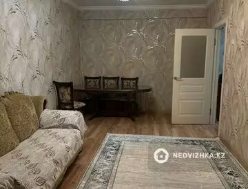 2-комнатная квартира, этаж 4 из 5, 60 м², на длительный срок