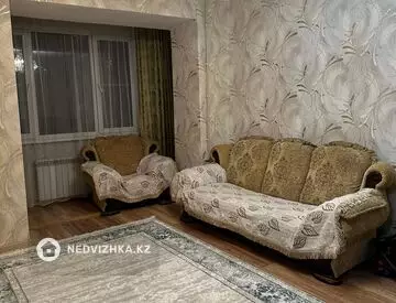 2-комнатная квартира, этаж 4 из 5, 60 м², на длительный срок
