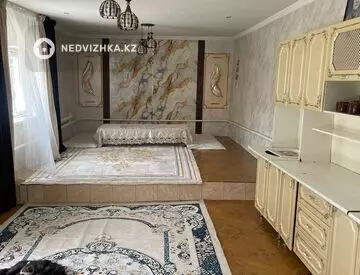 2-комнатная часть дома, 528 соток, 73 м²