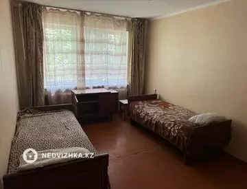 1-комнатная квартира, этаж 1 из 4, 34 м²