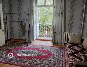 2-комнатная квартира, этаж 2 из 2, 41 м², на длительный срок