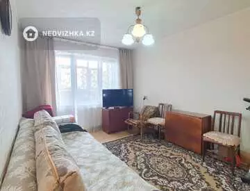 2-комнатная квартира, этаж 8 из 9, 50 м²