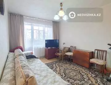 2-комнатная квартира, этаж 8 из 9, 50 м²