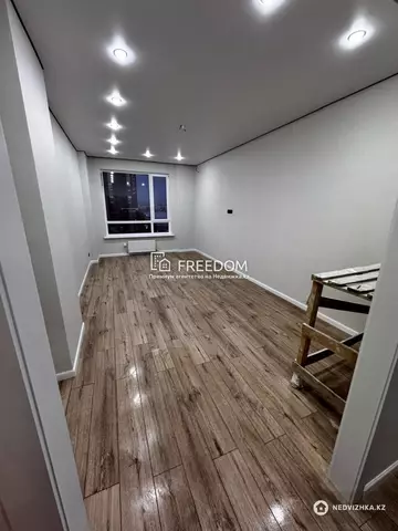 3-комнатная квартира, этаж 11 из 12, 90 м²