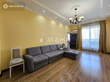 3-комнатная квартира, этаж 4 из 10, 88 м²
