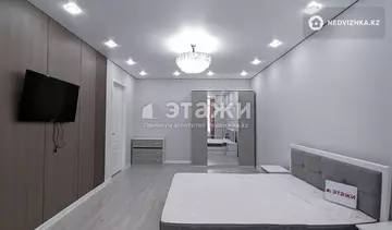 1-комнатная квартира, этаж 8 из 10, 46 м², на длительный срок
