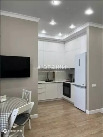 2-комнатная квартира, этаж 3 из 17, 49 м²