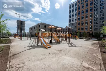 2-комнатная квартира, этаж 13 из 17, 49 м²