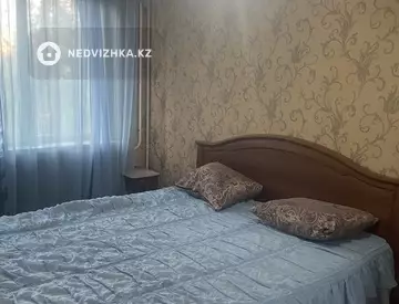 3-комнатная квартира, этаж 4 из 5, 71 м², на длительный срок