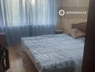 3-комнатная квартира, этаж 4 из 5, 71 м², на длительный срок