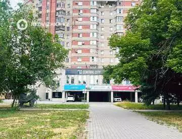 2-комнатная квартира, этаж 12 из 13, 54 м²