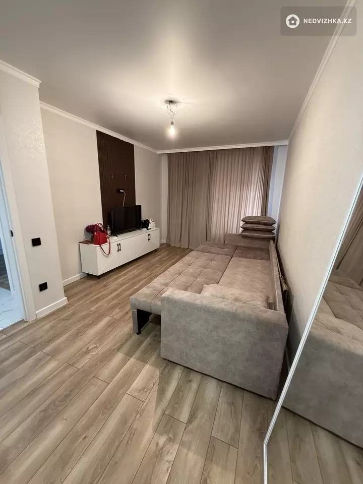42 м², 1-комнатная квартира, этаж 4 из 10, 42 м², изображение - 1