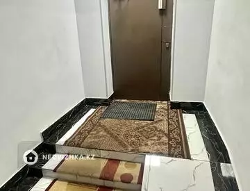 5-комнатная квартира, этаж 7 из 10, 181 м²