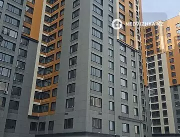 1-комнатная квартира, этаж 10 из 22, 1 м²
