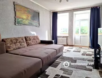 2-комнатная квартира, этаж 4 из 5, 57 м²