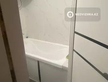 2-комнатная квартира, этаж 3 из 9, 51 м²