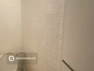 2-комнатная квартира, этаж 3 из 9, 51 м²