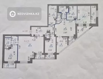 5-комнатная квартира, этаж 2 из 12, 206 м²