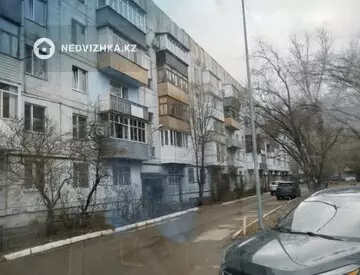 1-комнатная квартира, этаж 1 из 5, 30 м²