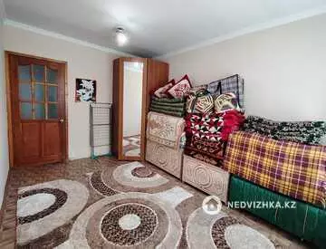 2-комнатная квартира, этаж 2 из 5, 54 м²