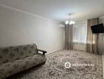 3-комнатная квартира, этаж 8 из 9, 62 м²