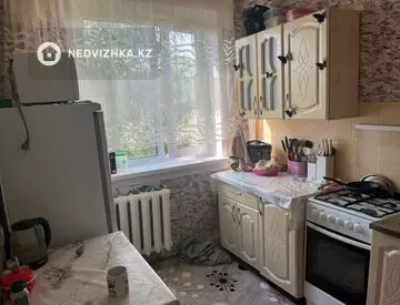 2-комнатная квартира, этаж 2 из 5, 48 м²